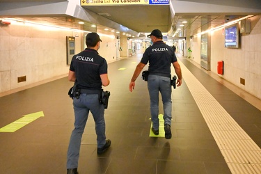Genova, stazione Brignole - controlli polizia ferroviaria polfer