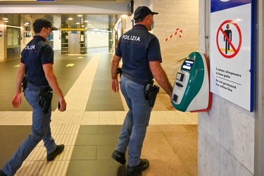 Genova, stazione Brignole - controlli polizia ferroviaria polfer