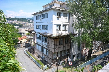 Genova, facolta ingegneria con ponteggi perenni