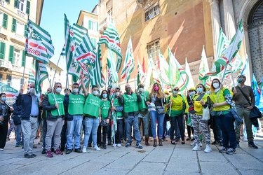 Genova, largo Lanfranco - manifestazione presidio sindacati dava