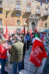 Genova, largo Lanfranco - manifestazione presidio sindacati dava