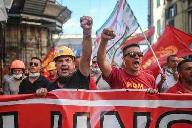 protesta lavoratori ex Ilva Prefettura 25062021-1113