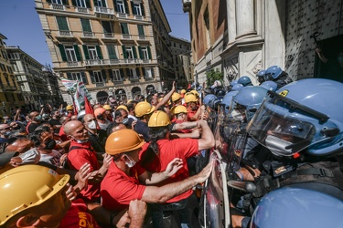 protesta lavoratori ex Ilva Prefettura 25062021-1296