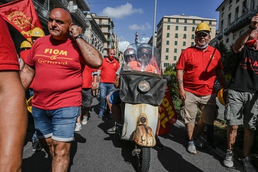 protesta lavoratori ex Ilva Prefettura 25062021-1029