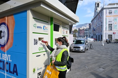 Genova, fermata metro San Giorgio, porto antico - inaugurato sis