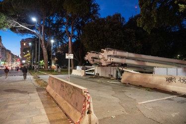 Genova, giardini stazione brignole - installazione ruota panoram