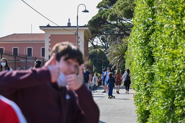 Genova, sabato weekend prima di riaperture