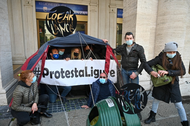 sit_in_protesta_ligure_Ge16042021-2021.jpg