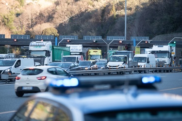 Genova, lunedi mattina traffico causa chiusure autostrada