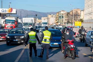 Genova, lunedi mattina traffico causa chiusure autostrada