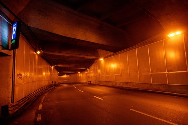 Genova, tunnel casacce
