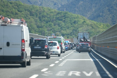 Genova, viaggio tra i disagi delle autostrade liguri