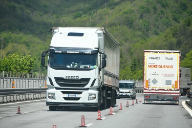 Genova, viaggio tra i disagi delle autostrade liguri