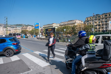 Genova, attraversamenti pedonali pericolosi