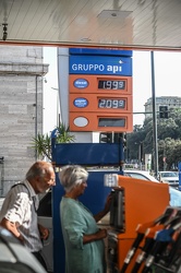aumento prezzo carburante 20062022-3816
