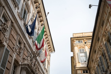 Genova - bandiere a mezz'asta nel secondo anniversario dall'iniz