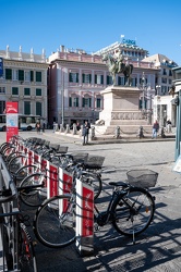 Genova, largo Pertini - servizio bike sharing