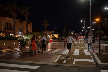 Genova, Corso Italia e giardini Govi di sera