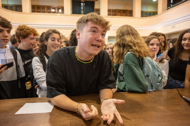 Genova, liceo classico D'Oria - concerto e incontro con Andrea D