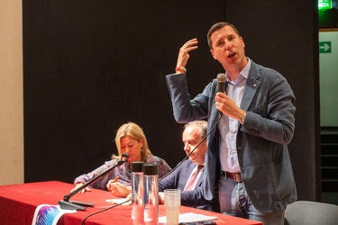 Genova, auditorium Carlo Felice - tavola rotonda su emergenza id