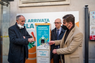 Genova, piazza Fontane Marose - presentazione sistema pagamento 