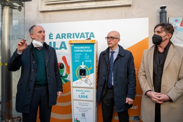 Genova, piazza Fontane Marose - presentazione sistema pagamento 