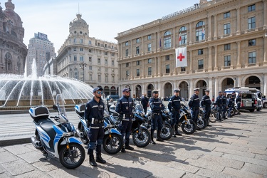 Genova, piazza De Ferrari - festa della polizia locale