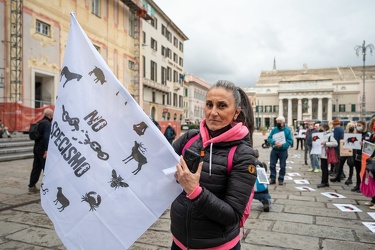 Genova, piazza De Ferrari - manifestazione animalisti 
