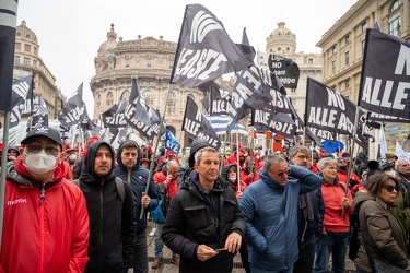 Genova, piazza de Ferrari - manifestazione stabilimenti balneari