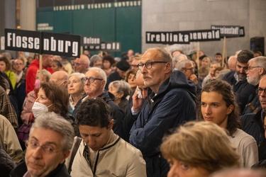 Genova, marcia per la memoria della deportazione degli ebrei gen