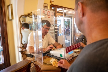 Genova, da oggi scatta obbligo pagamenti elettronici