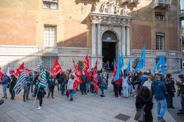 Genova, prefettura - presidio sindacati comprato sanitario cgil,