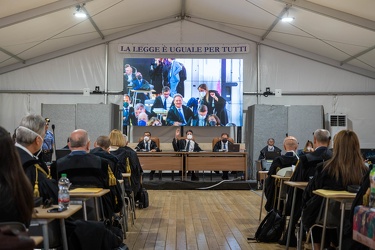 Genova, tribunale - primo giorno processo crollo ex Ponte Morand