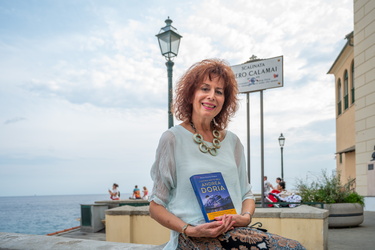 Genova, boccadasse - parenti e sopravvissuti Andrea Doria