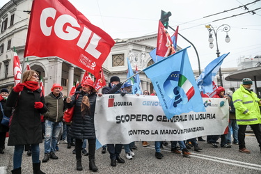 sciopero CGIL UIL finanziaria 16122022-36