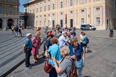 Genova, turisti nel caldo weekend di giugno