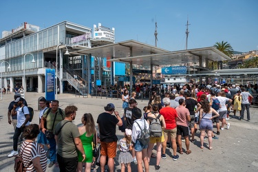 Genova, turisti nel caldo weekend di giugno