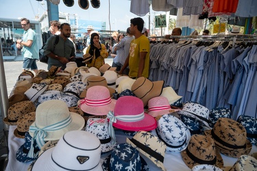 Genova, turisti nel caldo weekend di giugno