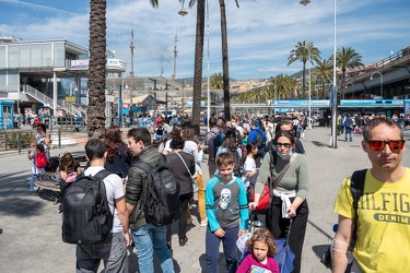 Genova, turisti in centro per weekend di Paqua