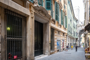 Genova, palazzo in via del Campo 12