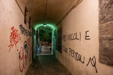 Genova, vicoli centro storico notte