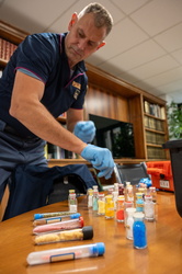 Genova, redazione Secolo XIX - incontro con artificieri polizia