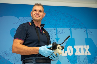 Genova, redazione Secolo XIX - incontro con artificieri polizia