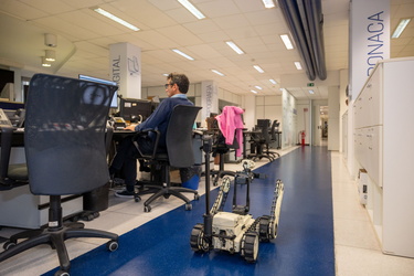 Genova, redazione Secolo XIX - incontro con artificieri polizia