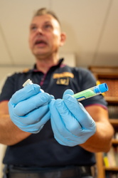 Genova, redazione Secolo XIX - incontro con artificieri polizia