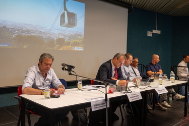 Genova, centro civico Buranello - assemblea sul tema della funiv