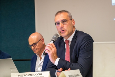 Genova, Sampierdarena - centro civico Buranello - assemblea pubb