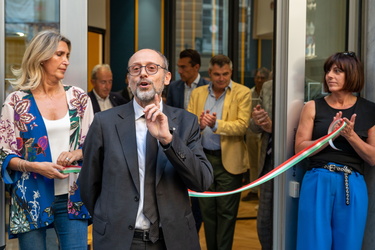 Genova, piazza Rovere - inaugurazione filiale banco Pianfei