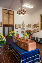 Genova, ospedale San Martino - chiesa, camera ardente direttore 