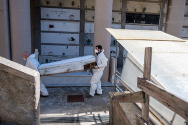 Genova, Sori, cimitero - spostamento precauzionale salme causa r